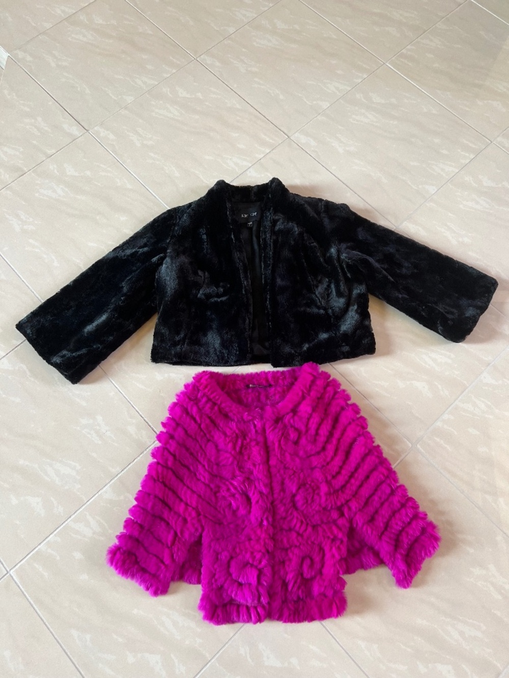 0030 Karen Kane + BCBGMAXAZRIA Plush Jacket & Poncho Bundle S XS/S